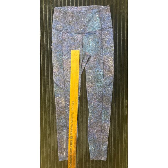 Lululemon Fast and Free High Rise Tight 25" – Polar Lights Multicolor, Size 5 - Picture 3 of 3